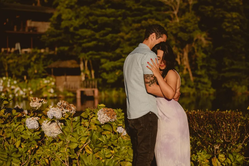 Engagement photo session at sunrise in Costa Rica